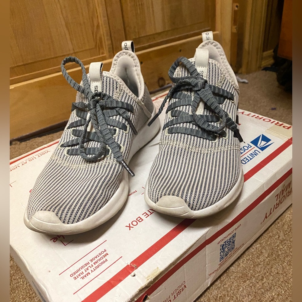 Adidas grey color women size 8 slightly used very good condition